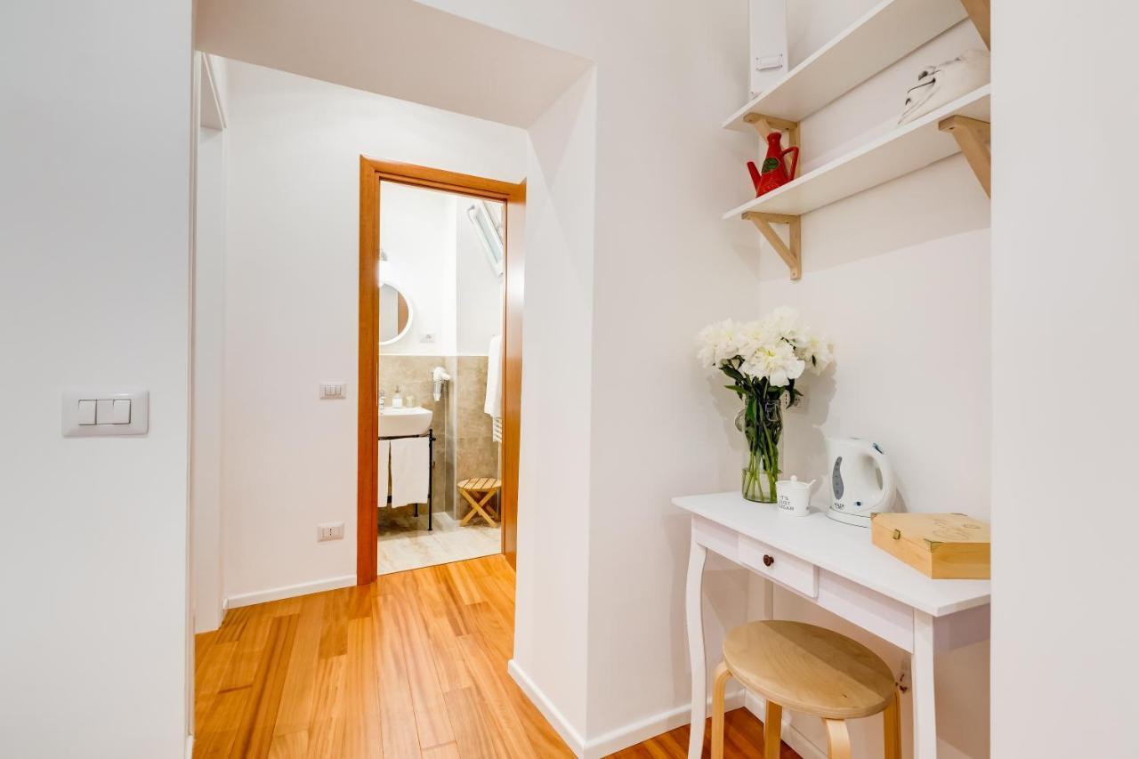 Lovely And Modern Nest Near The Colosseum Rom Exteriör bild