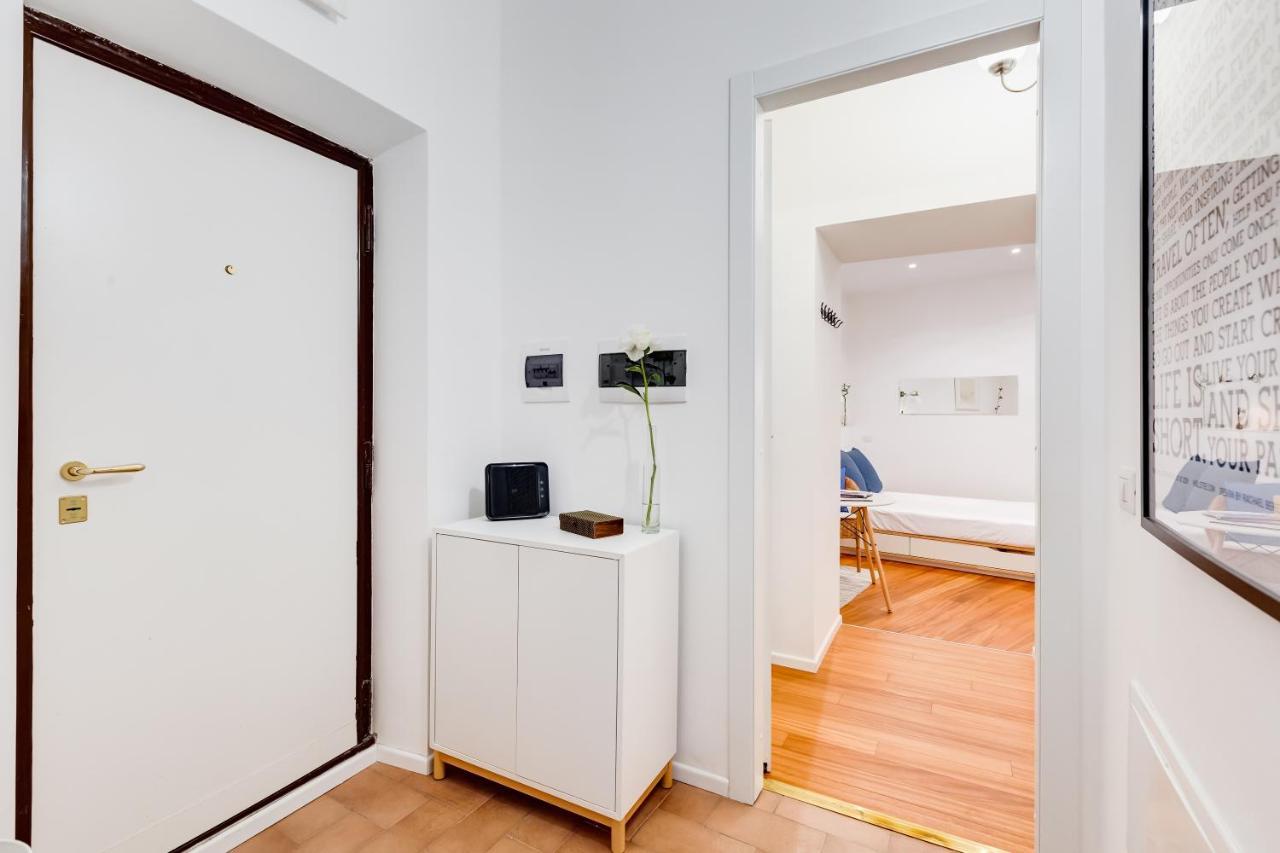 Lovely And Modern Nest Near The Colosseum Rom Exteriör bild